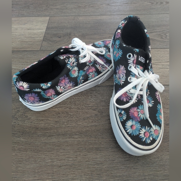 Vans Shoes - Vans Off the Wall Women's Doheny Lace Up Style Dark Floral Multicolor Black Sz 8